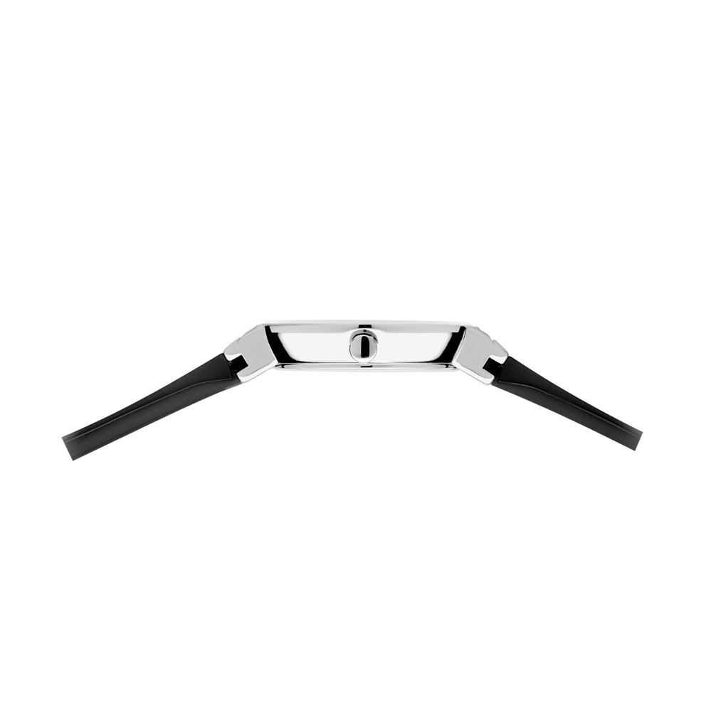 Seitenansicht der Uhr mit silbernem Gehäuse, schwarzem Armband und sichtbarer Krone.