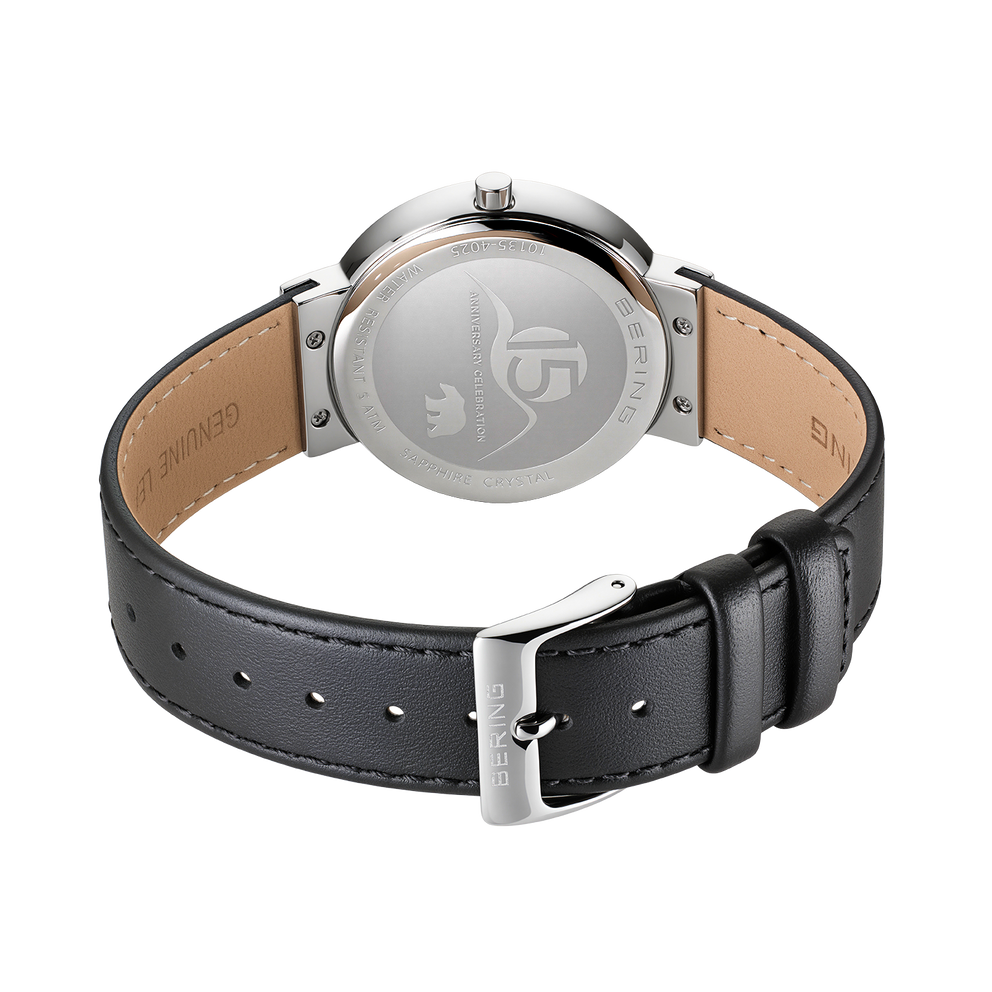 BERING horloge van achteren met stalen kast en zwart leren band