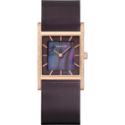 Reloj BERING cuadrado con caja de oro rosa, bisel con cristales, esfera púrpura con marcadores dorados y pulsera malla.