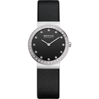 Reloj BERING esfera negra, bisel con diamantes, caja plateada, correa de cuero negra
