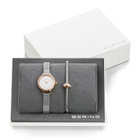Estuche de regalo BERING Lovely en cajas blanca y gris con reloj de brazalete malla y pulsera a juego