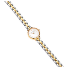 Bracelet deux tons argent et or avec boîtier de montre or rose, vue diagonale sur fond blanc