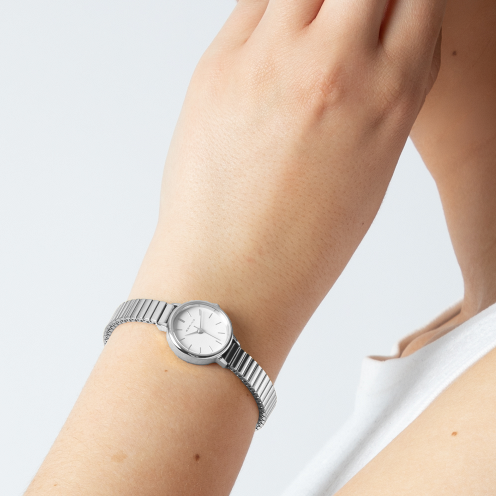 Petite Uhr Silber
