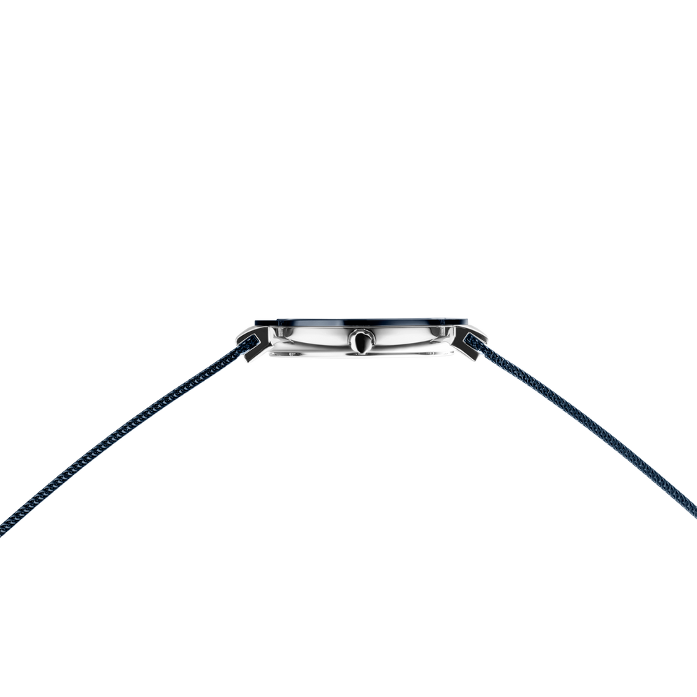 Cassa orologio vista da sopra con cinturini blu marino