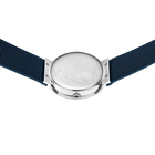 Retro orologio: cassa argentata con quadrante bianco e cinturino in tessuto blu marino