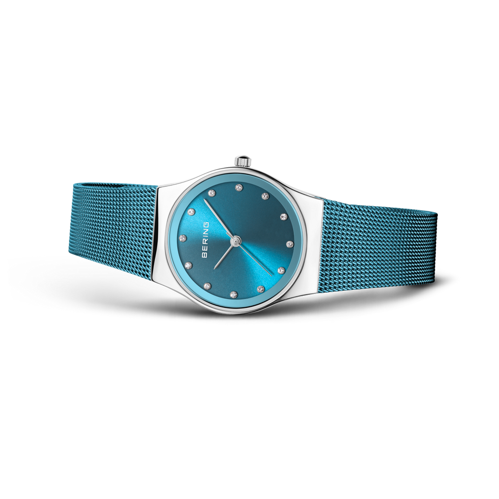 Montre BERING 12927-308 bracelet maille turquoise et cadran assorti, vue d'angle