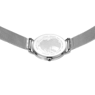 Uhr 14134-004 von hinten mit silbernem Mesh-Armband auf beiden Seiten