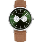 Reloj de pulsera BERING con esfera negra, agujas blancas, dos subdiales y correa de cuero marrón.
