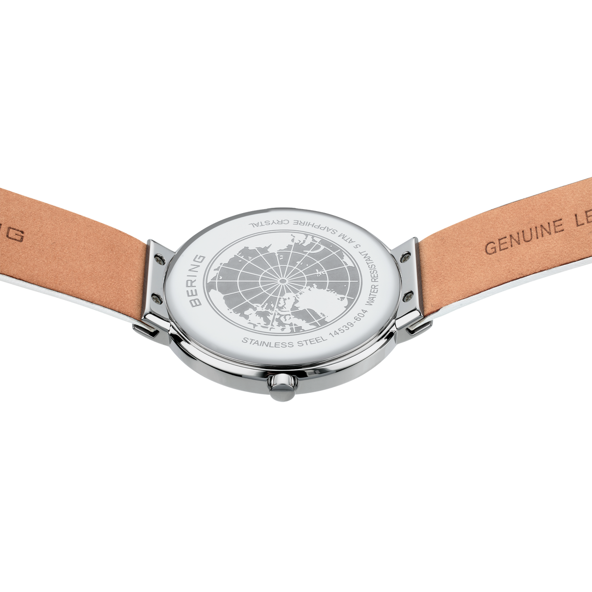 BERING Armbanduhr mit beigem Lederarmband und silbernem Gehäuse, von oben fotografiert mit detailliertem Zifferblatt.
