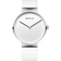 BERING Armbanduhr mit rundem weißem Zifferblatt, schwarzen Zeigern, silbernem Gehäuse und weißem Armband