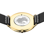 Achterkant horloge met champagnegekleurig kast en zwart mesh-armband