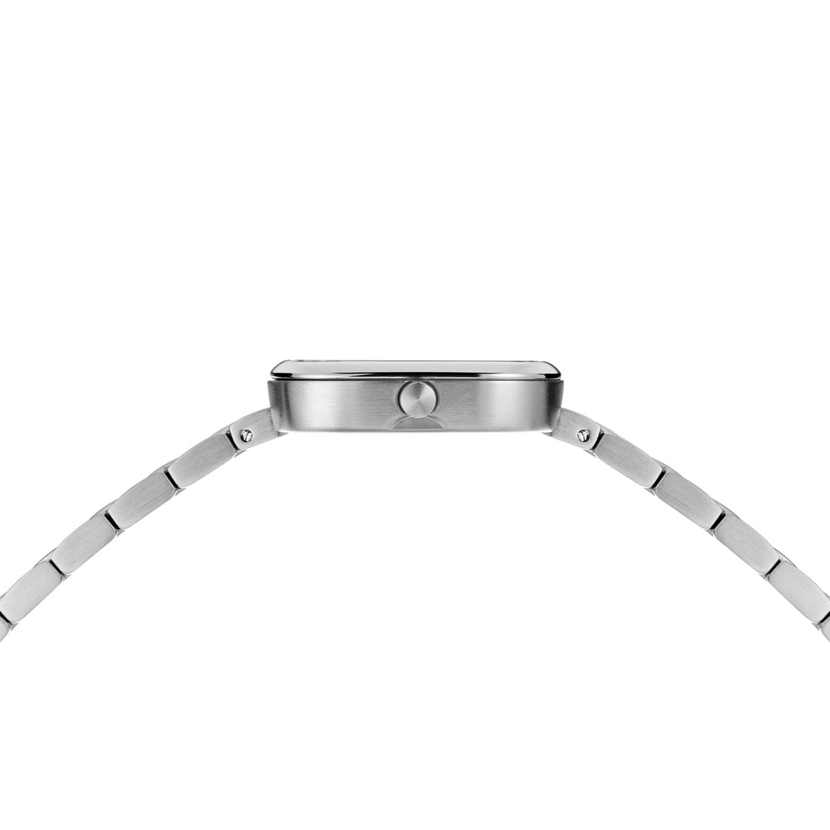 Montre vue de dessus avec boîtier acier et bracelet à mailles