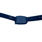 Montre BERING carrée avec boîtier foncé et bracelet, vue de face