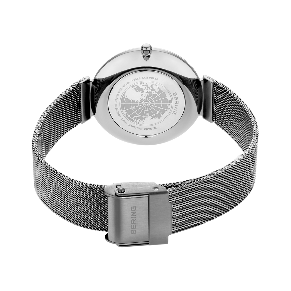 BERING horloge achterkant met kasbodem, wereldkaartwijzerplaat en stalen meshband met gesp