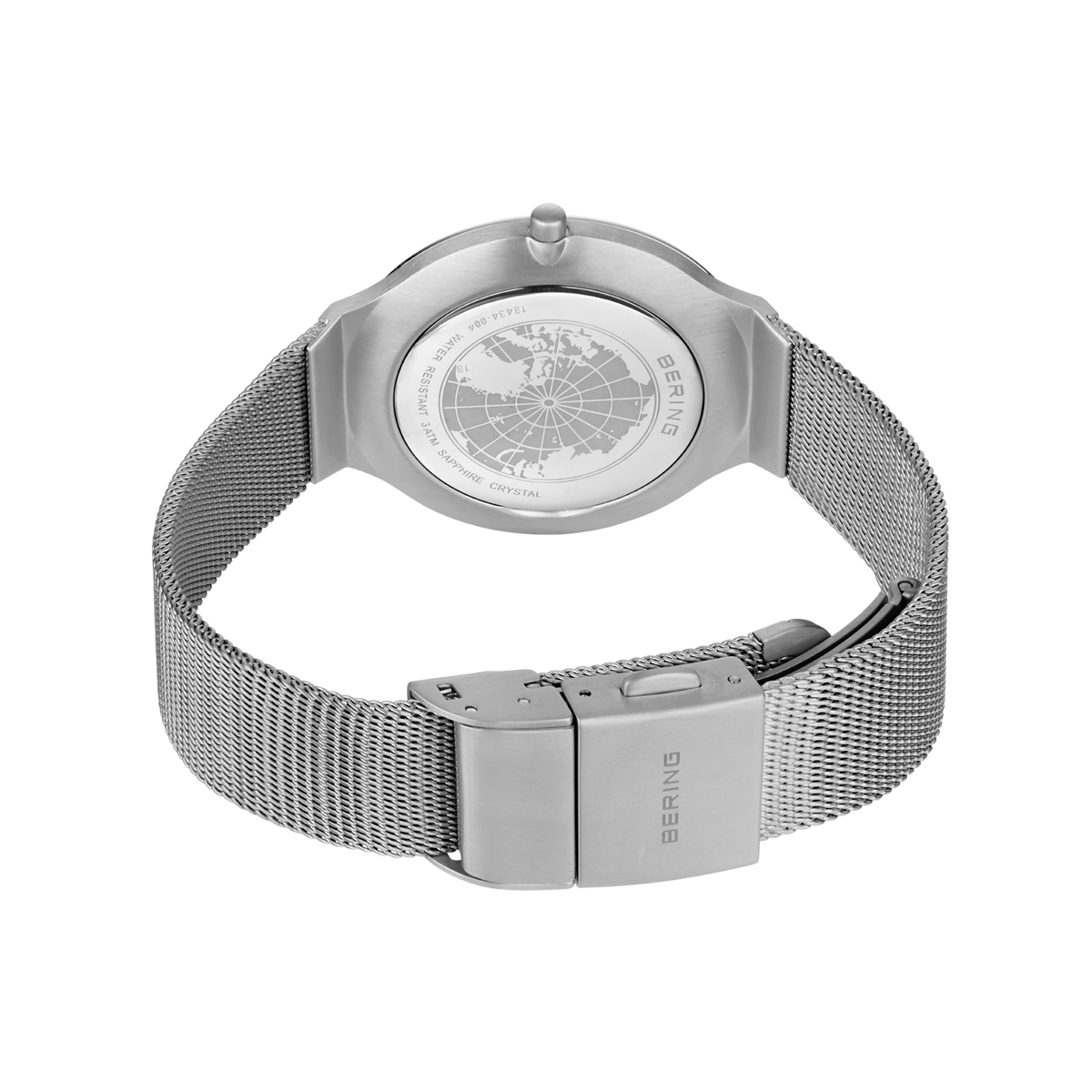 BERING horloge van achteren weergegeven met roestvrijstalen mesh bandje en magnetische sluiting