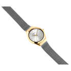 Armbanduhr mit goldenem Gehäuse, weißem Zifferblatt, schwarzen Zeigern und Markierungen, Netzarmband.
